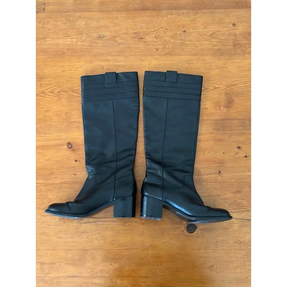 Coach Women's Black Leather Knee High Riding Boots Round Toe Buckle Logo Size 8B